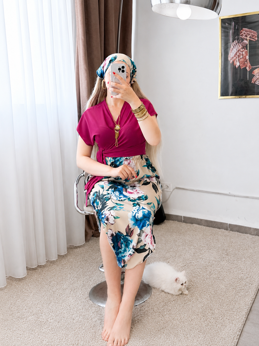 Ensemble trois pieces haut uni rose pantalon chelka motif à grandes fleurs bleu LELA
