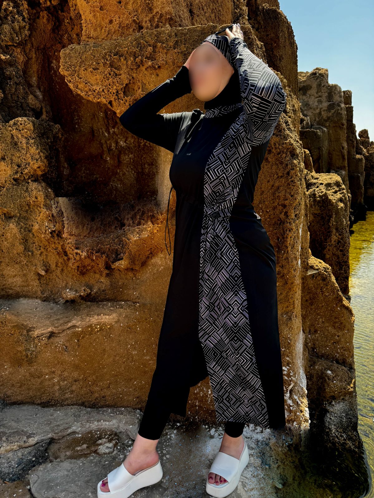 Burkini 3 pièces noir a rayure blanc CORALINE