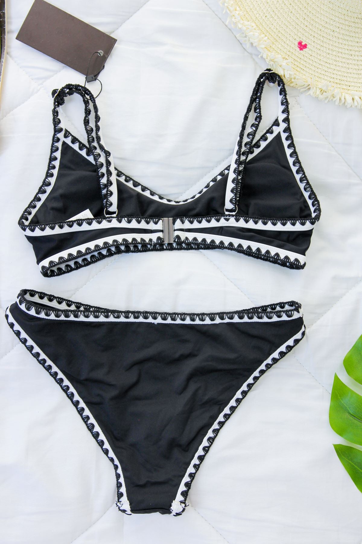 Bikini BLACK SAND