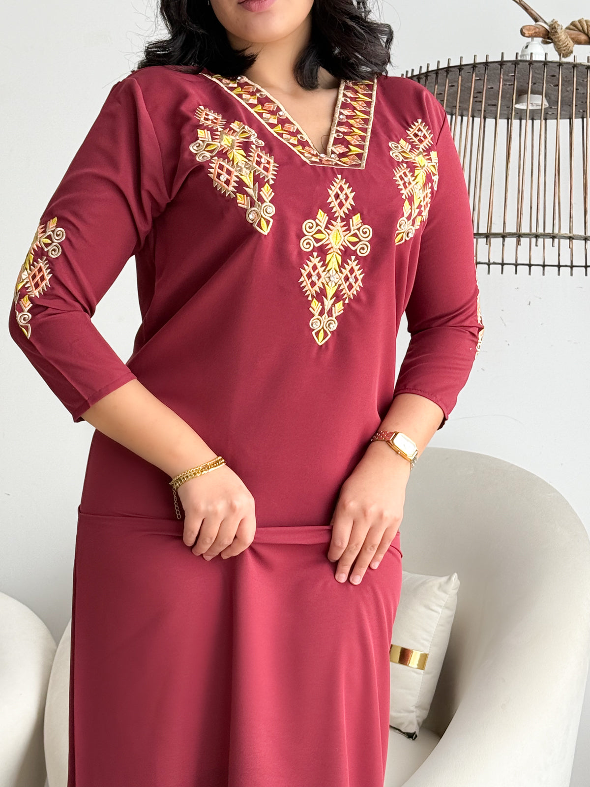 Robe d'hôtesse bordeaux IBTISAM