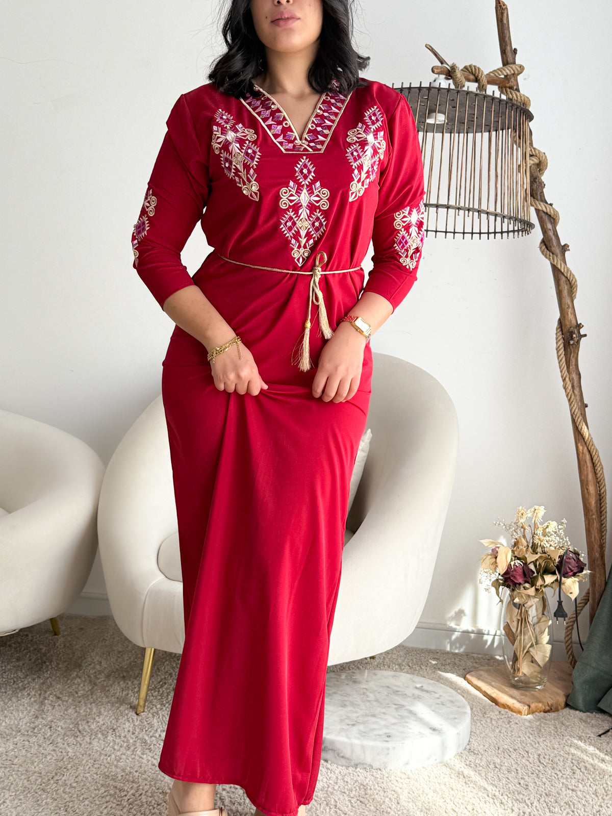 Robe d'hôtesse grenat IBTISAM