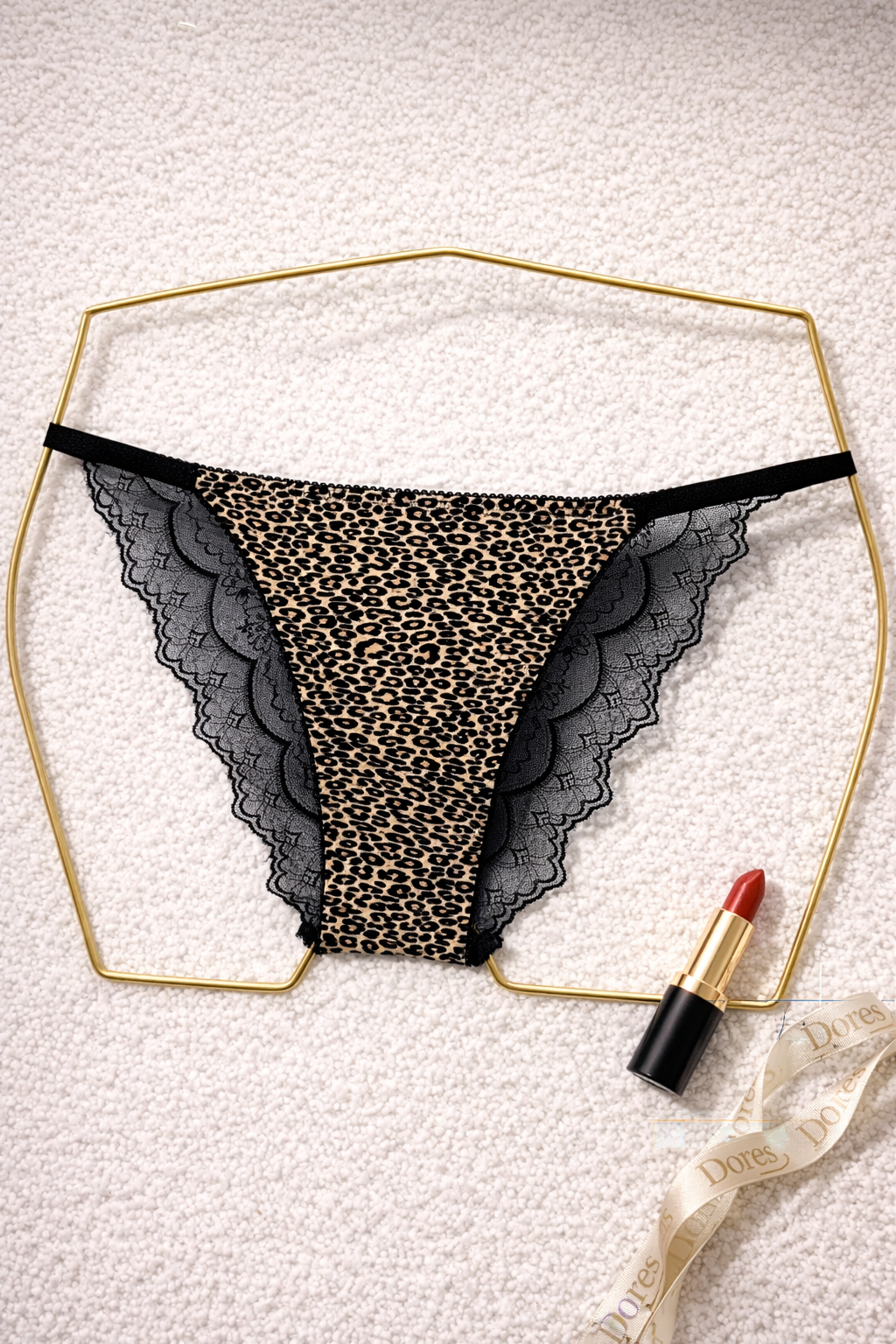 Slip dentelle motif léo beige FIERLY
