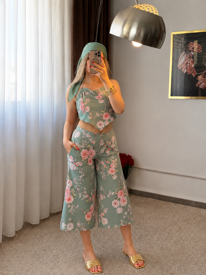 Ensemble haut  pantalon vert motif à fleurs rose SARIM