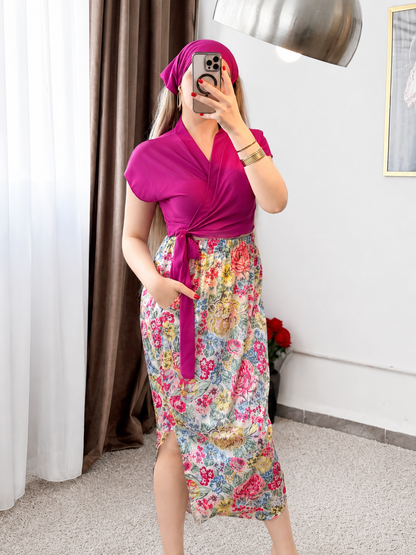 Ensemble trois pieces haut uni rose pantalon chelka motif à fleurs LELA