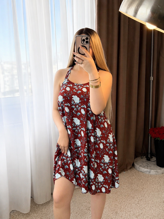 Robe nuisette bordeaux motif a fleur bleu VINAVI