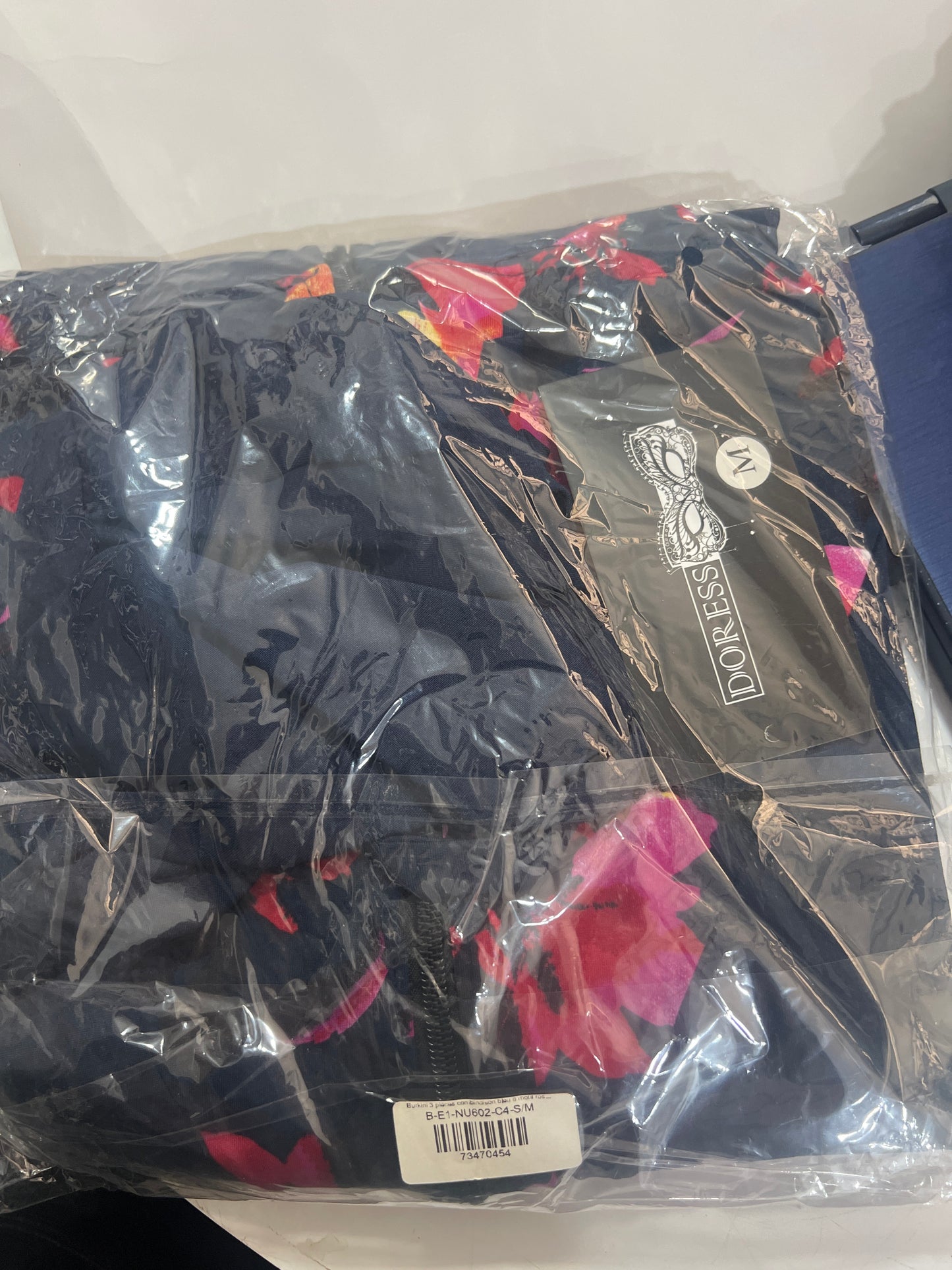 Burkini 3 pièces combinaison bleu a motif rose paréo rose LOVINA