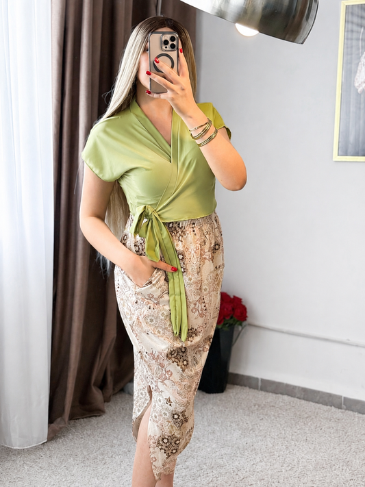 Ensemble trois pieces haut uni vert pantalon chelka motif jaune LELA