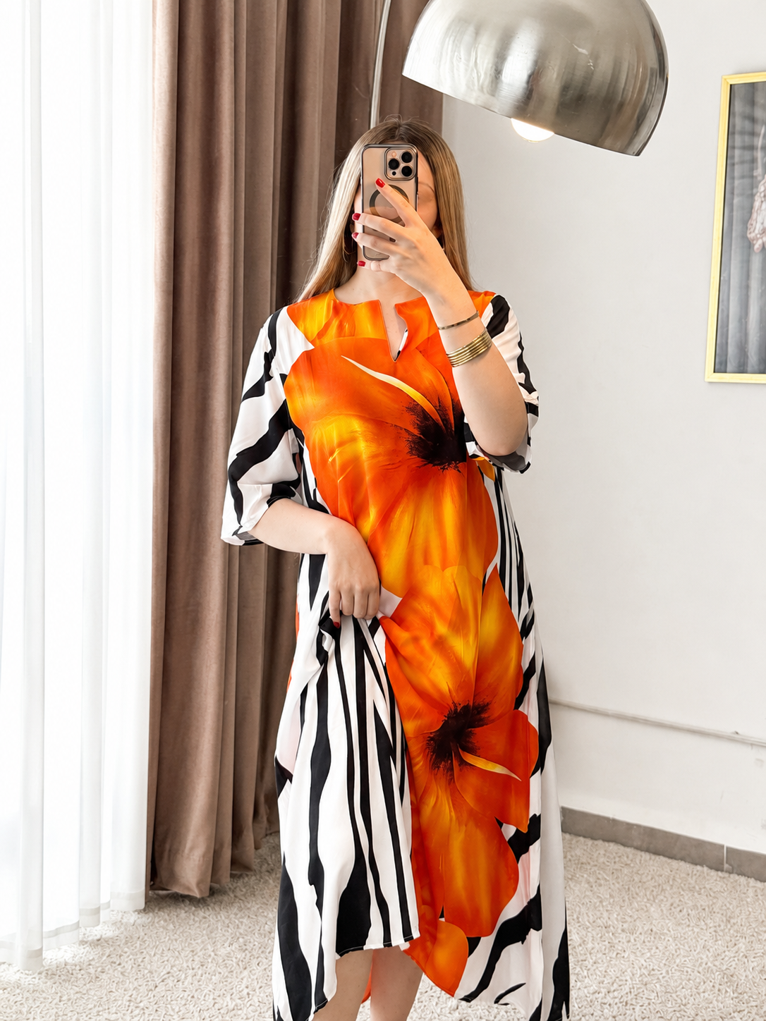 Robe nuisette noir motif a fleur orange COMOS