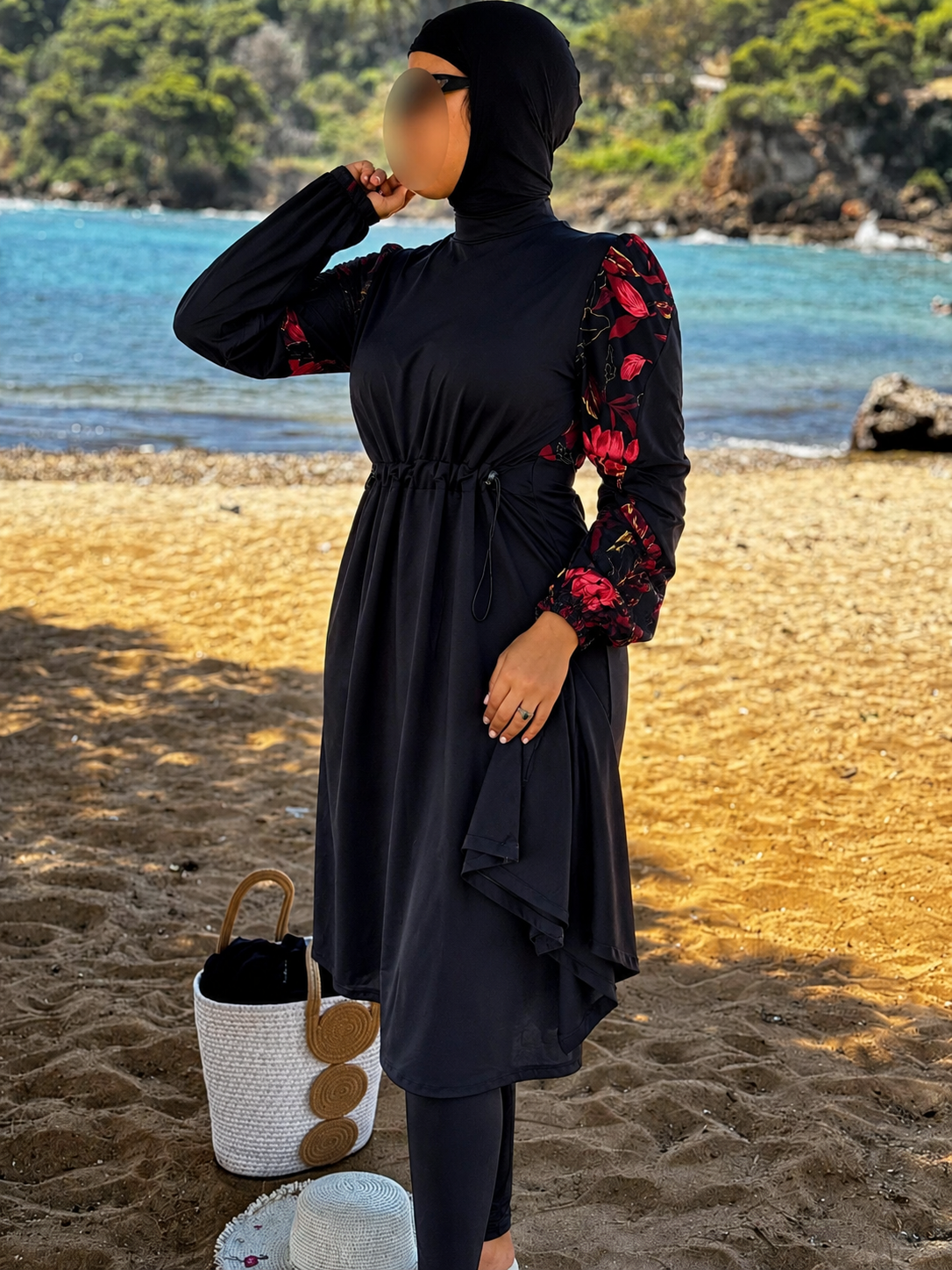 Burkini 3 pièces  noir à motif rouge TESSA