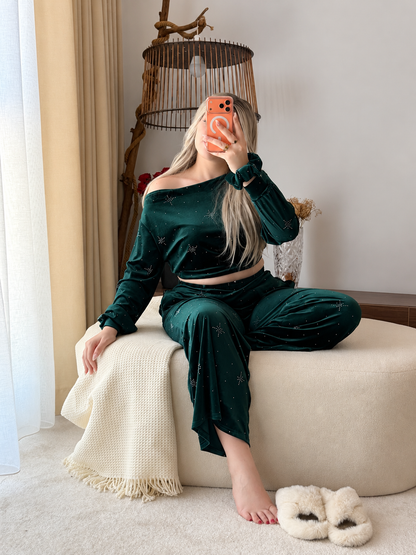 Ensemble haut pantalon OFF SHOULDER vert motif star ESTRELLA