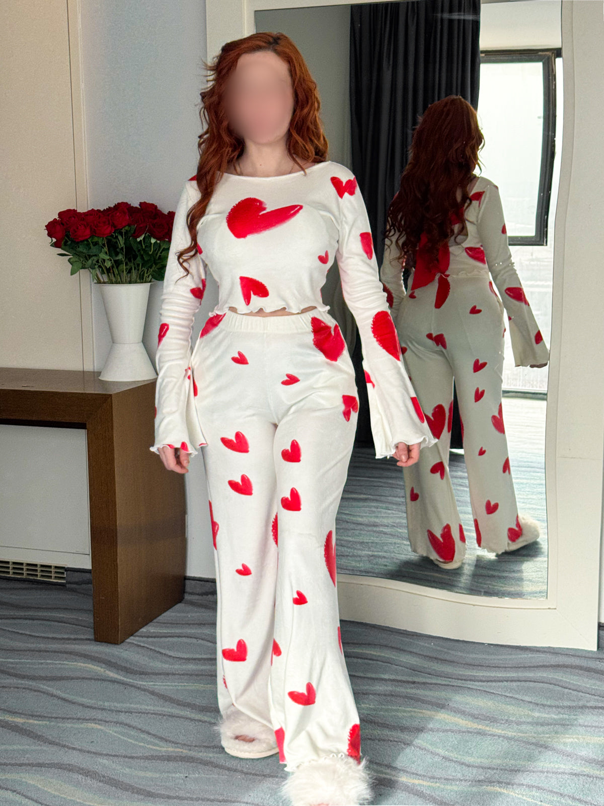 Pyjama patalon manche long blanc femme motif cœurs rouge FLAUNA