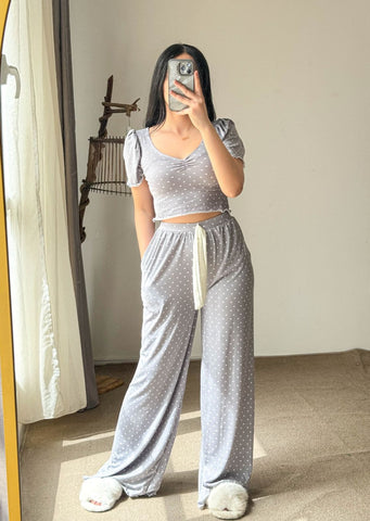 Pyjama crop-top  demi manche gris à petits coeurs femme LIATRIS