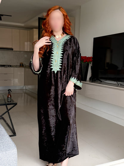 Jebba velours noir galon vert LINATA