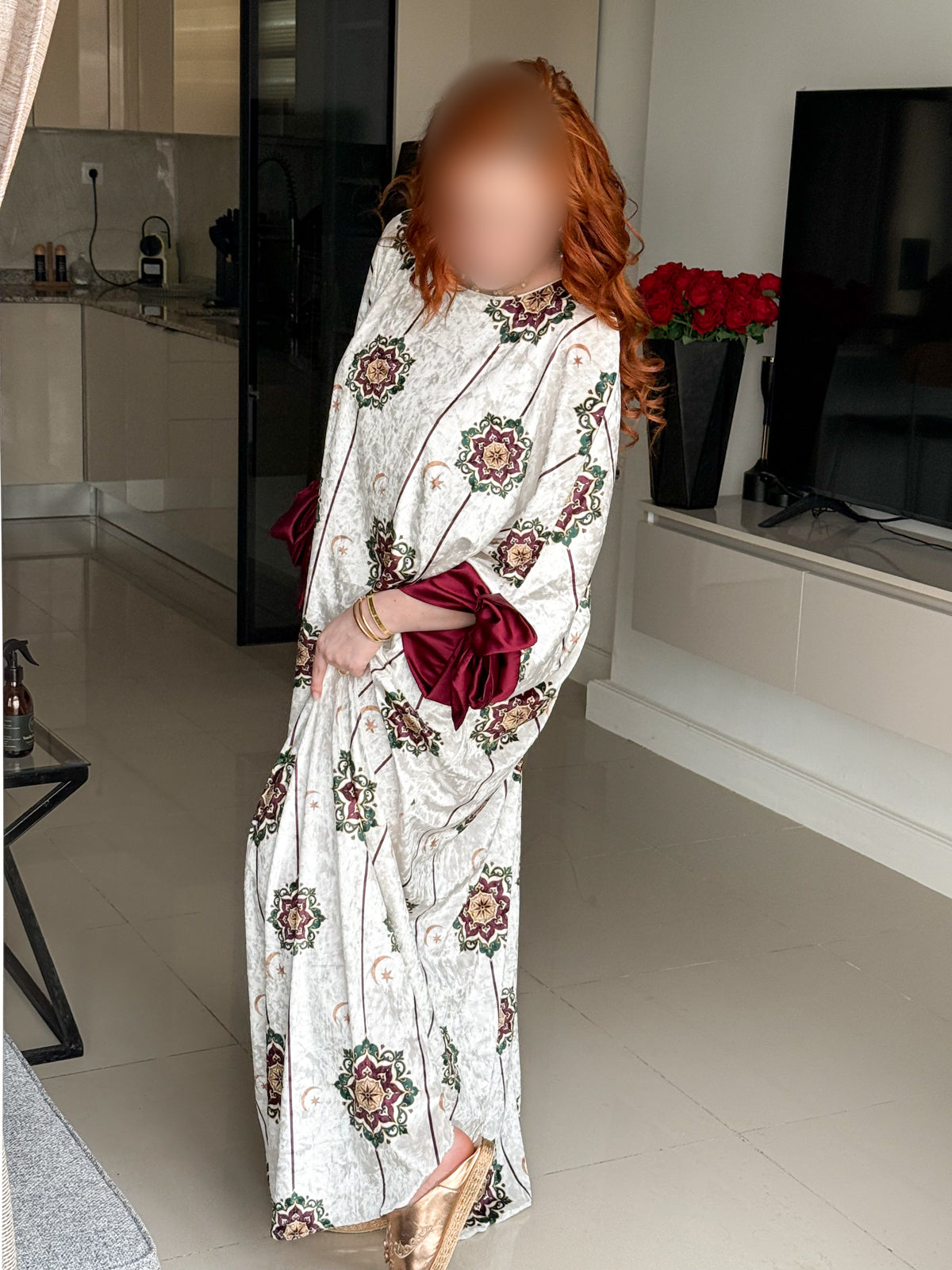 Jebba en velours blanche a motif bordeaux ZELLIGE