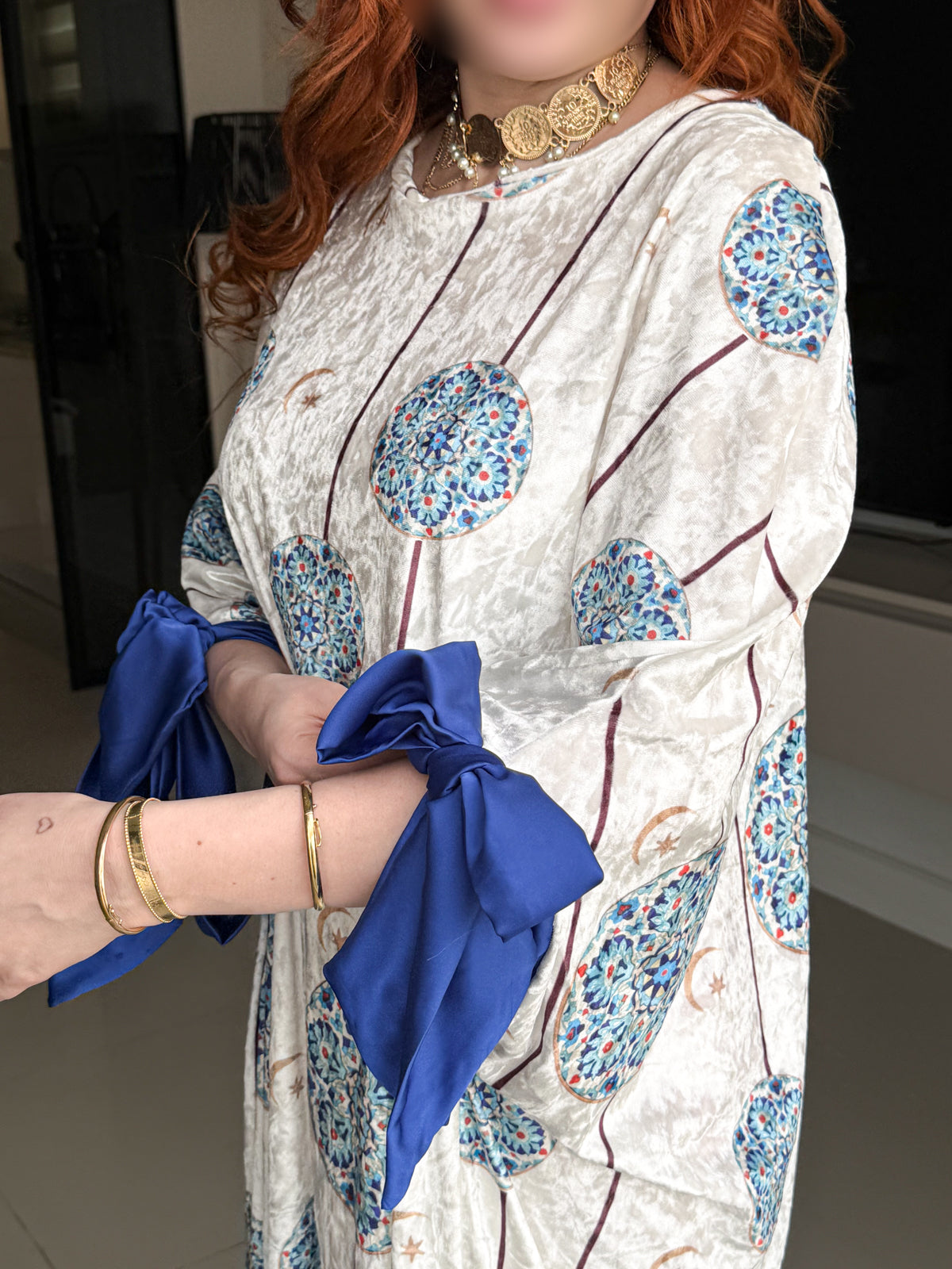 Jebba en velours blanche a motif bleu ZELLIGE