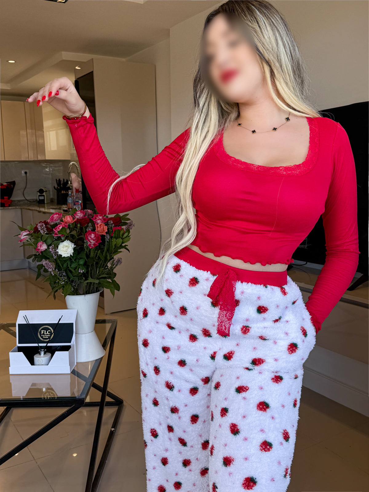 Pyjama crop-top femme rouge motif fraise FLAFFY