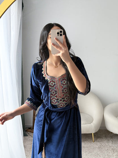 Robe d'hôtesse velours bleu nuit ROFIDA