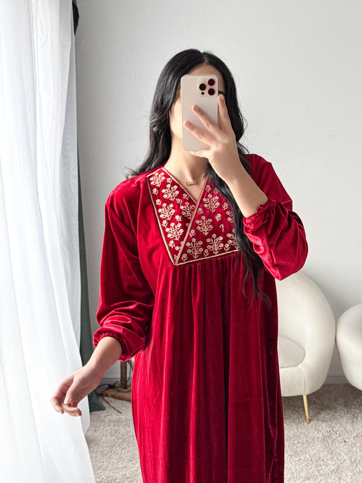 Robe d'hôtesse velours rouge RIHANNA