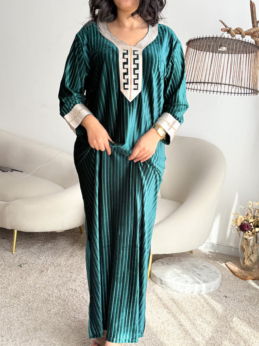 Robe d'hôtesse velours vert  SAMIHA