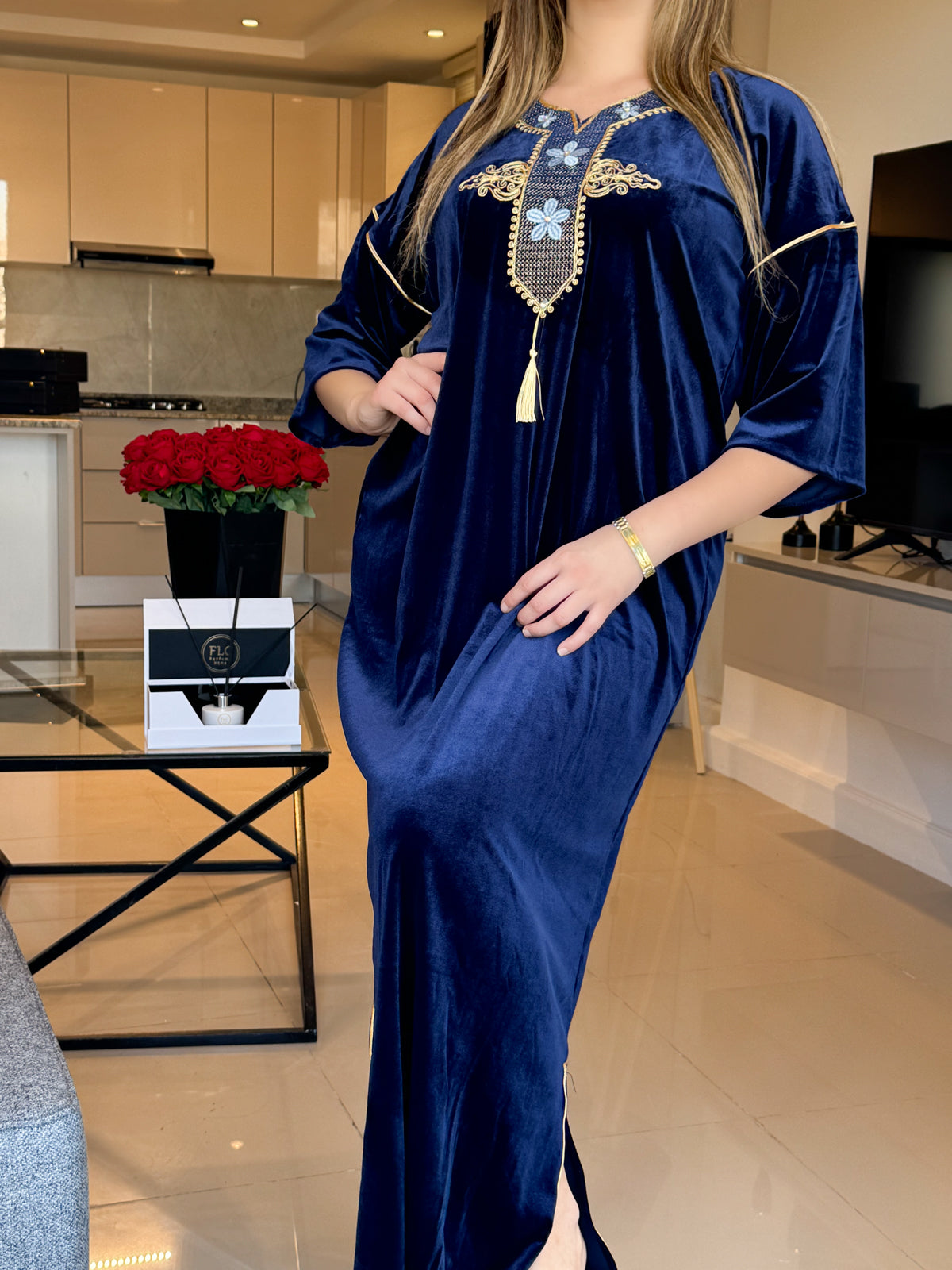 Jebba velours bleu nuit brillants SAINA