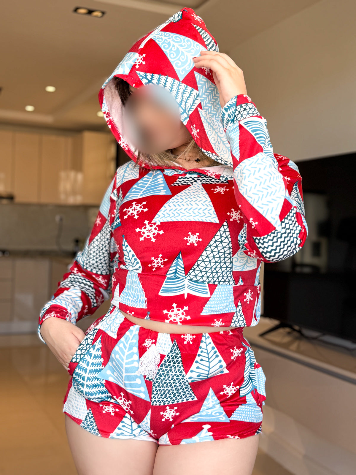 Ensemble capuche short super soft manche long rouge ODEN