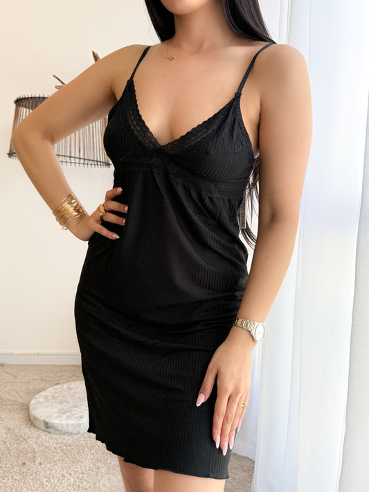 Nuisette dentelle noir QUCHI