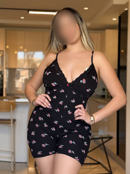 Combishort bustier short une pièce noir cerises SOTINA